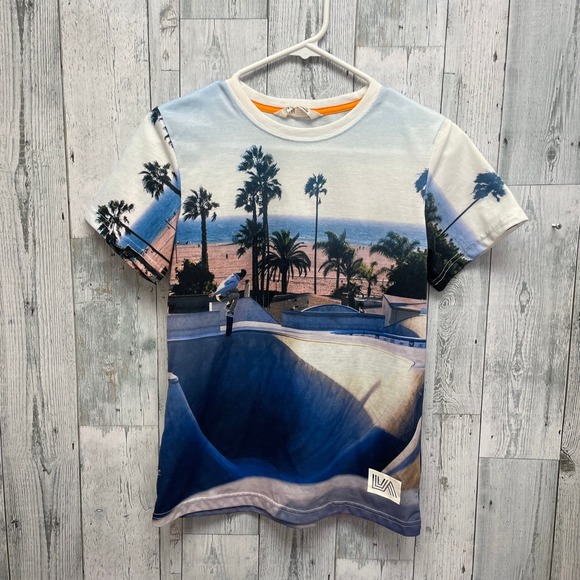 H&M Other - H&M Boys 10/12 Skateboarding Half Pipe Palm Tree Beach Short Sleeve Tee